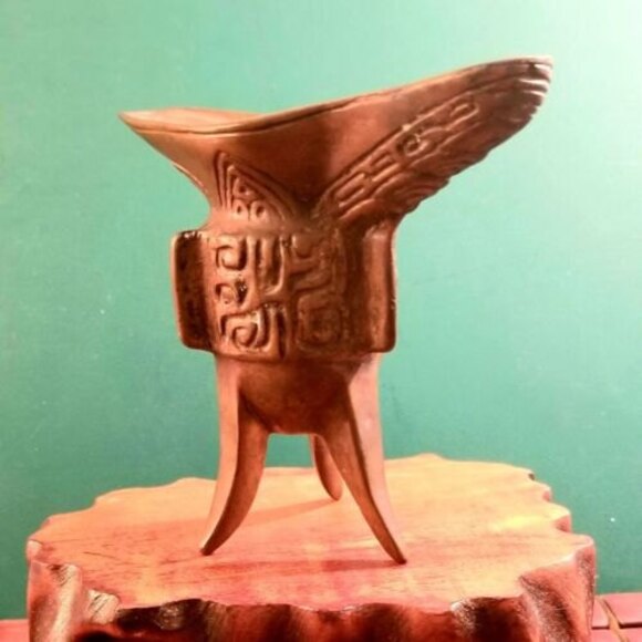 Antique Ceremonial Ritual Bronze Tripod Wine Warming Vessel Chinese Jue Style - Picture 3 of 10